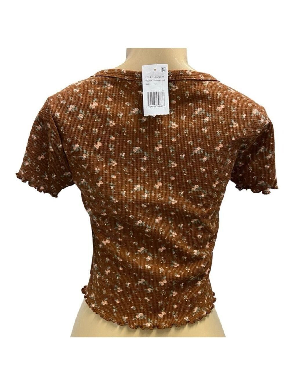NWT Miss Chevious Floral Top - Picture 2 of 5